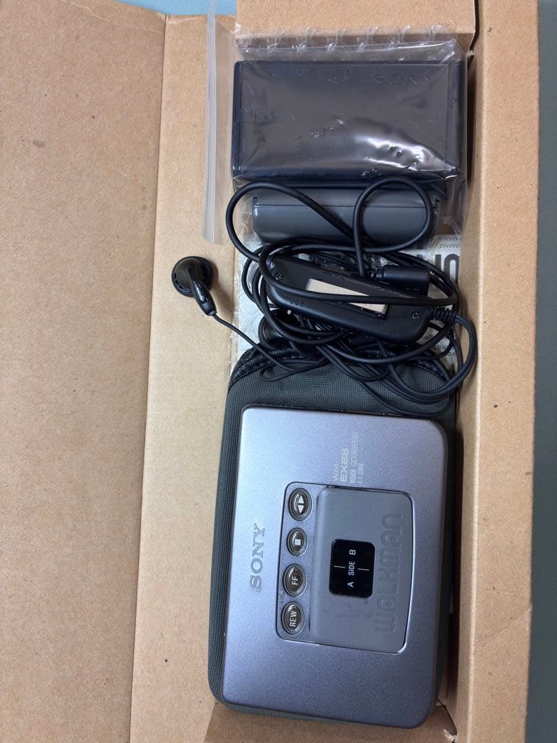 [動作品][美品]SONY WM-EX88 カセットプレーヤー