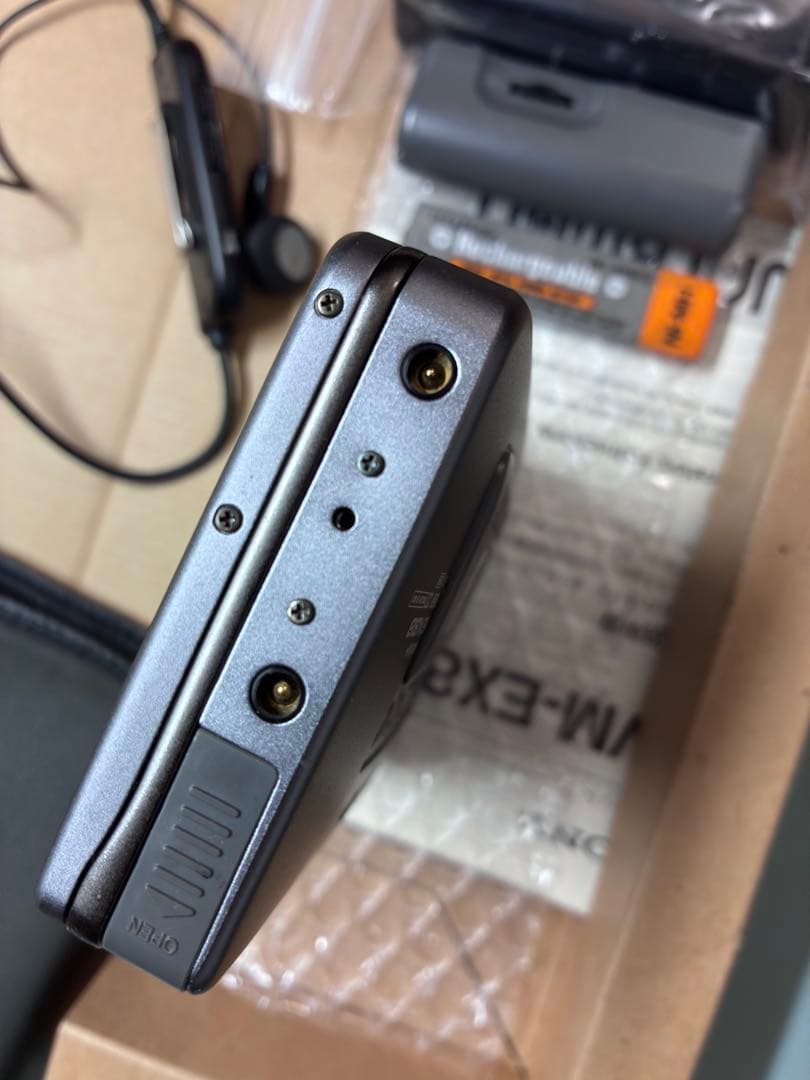 [動作品][美品]SONY WM-EX88 カセットプレーヤー