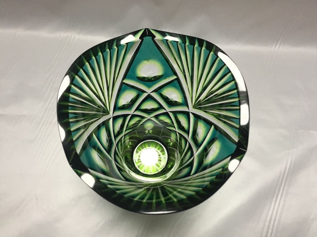 天開花瓶　ルリ緑　二色被ガラス　薩摩ガラス工芸作　定価117,700円