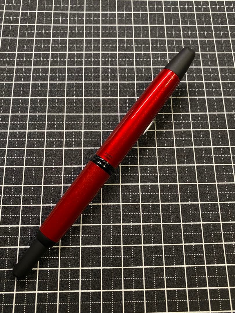 PILOT CAPLESS 60th Anniversary RED 万年筆