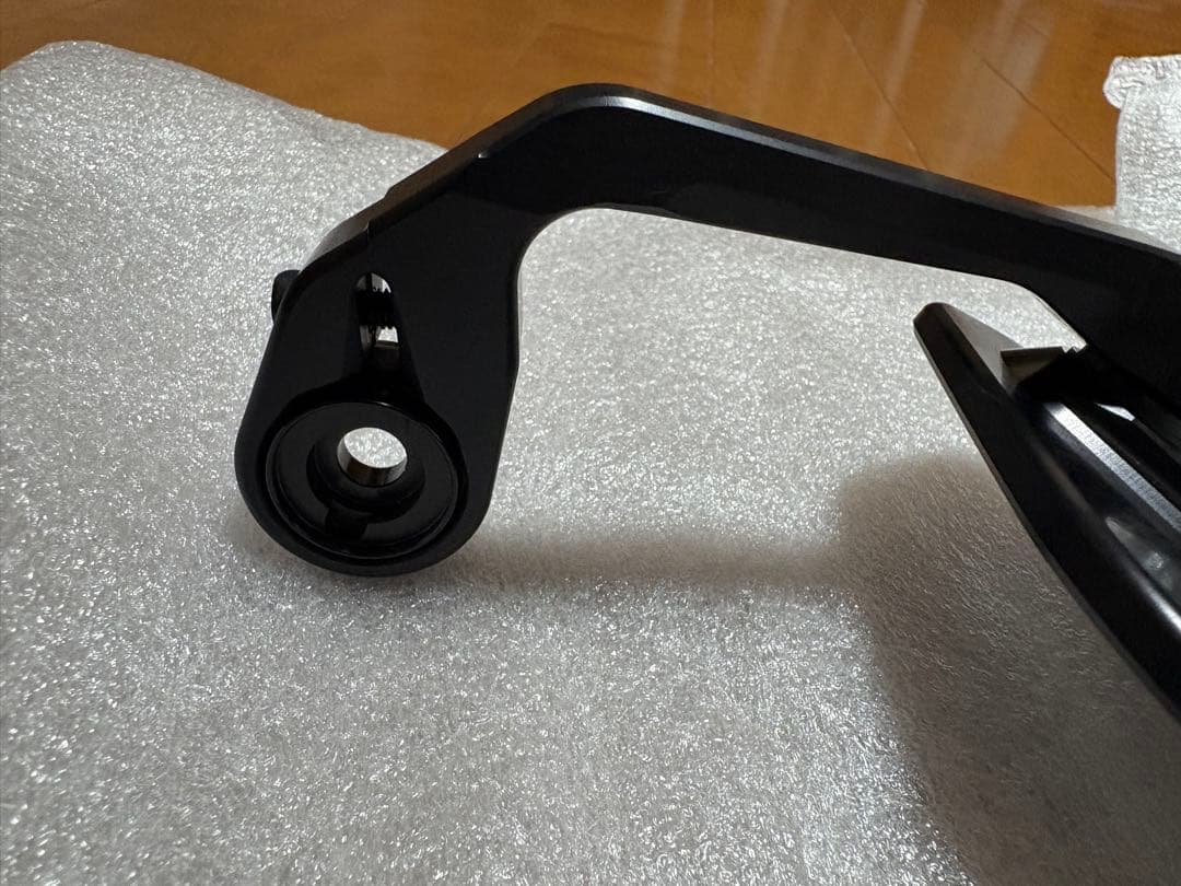 GILLES STRATOS バーエンドミラー M6／M8 BMW モトラッド