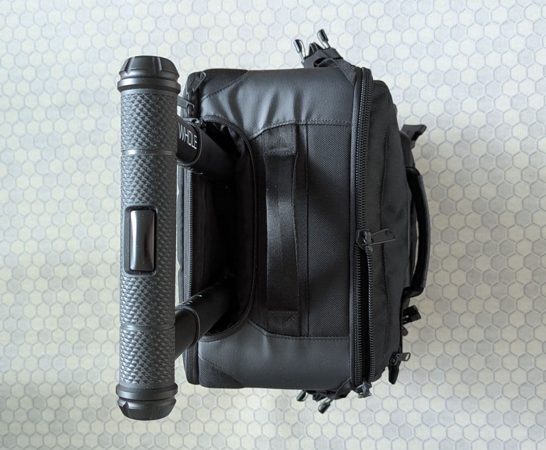 WHOLE EARTH EXPLORER キャリーケース