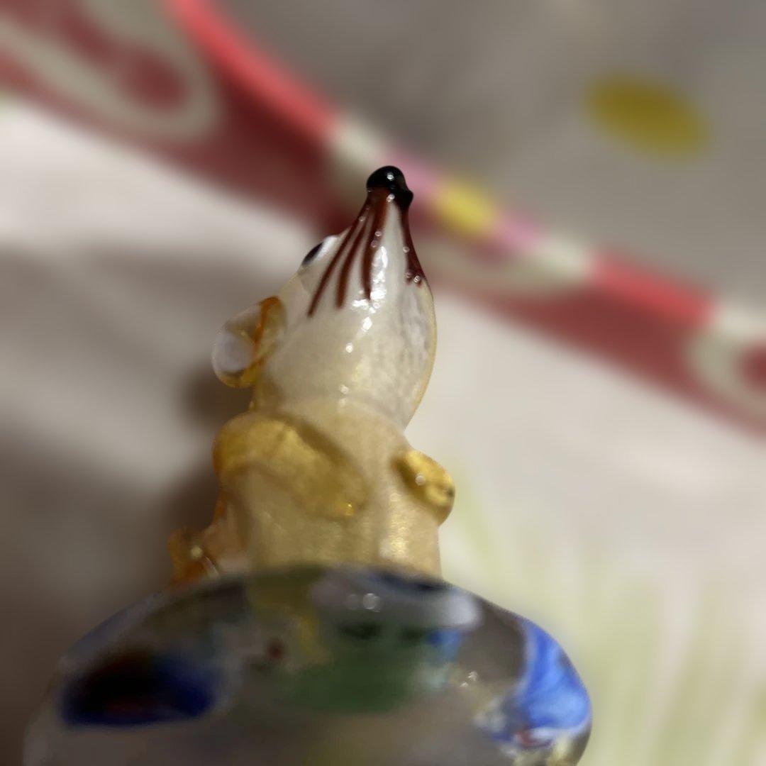 ムラーノガラス干支シリーズ2020草花とたわむれる子