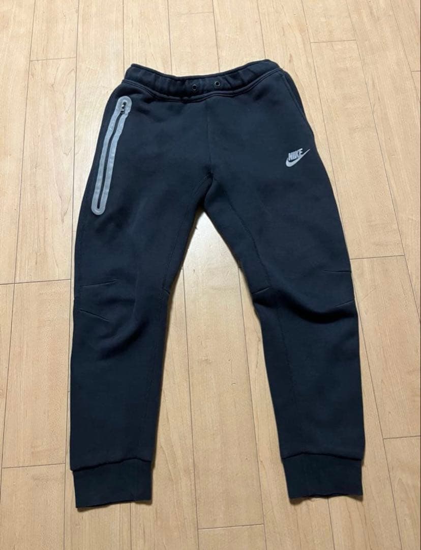 NIKE 反射テックフリース　セットアップ　 (Tee Shine着用)