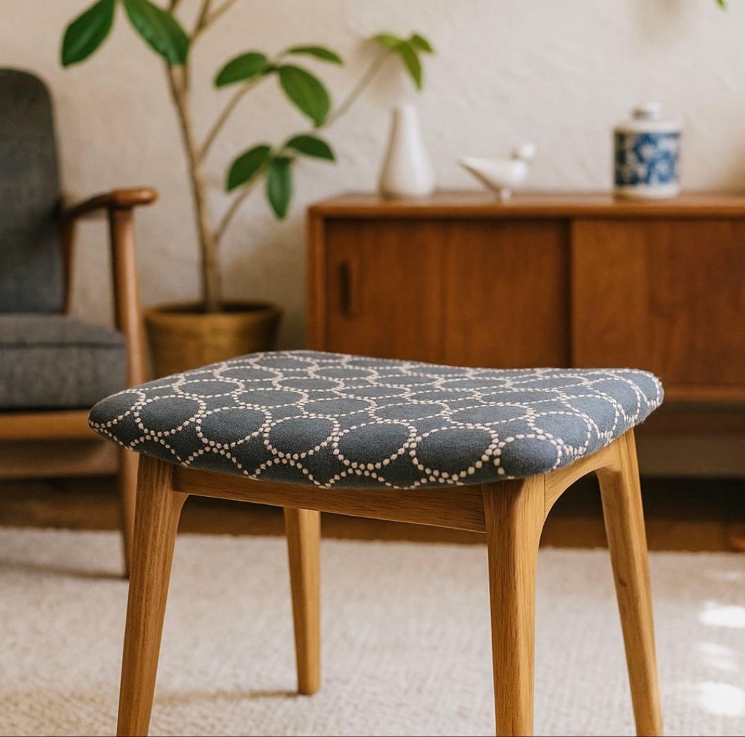 ミナペルホネン生地使用スツール　イス　オットマン チェア　インテリア　家具