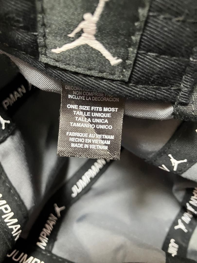 希少　Air Jordan x KAWS 5-Panel Cap \"Black\"