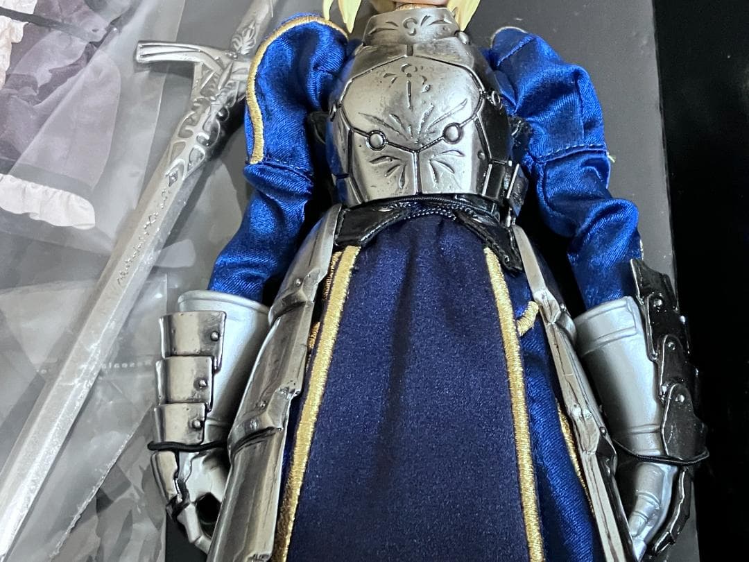 アゾン HAF Fate セイバー 1/6スケール アクションフィギュア