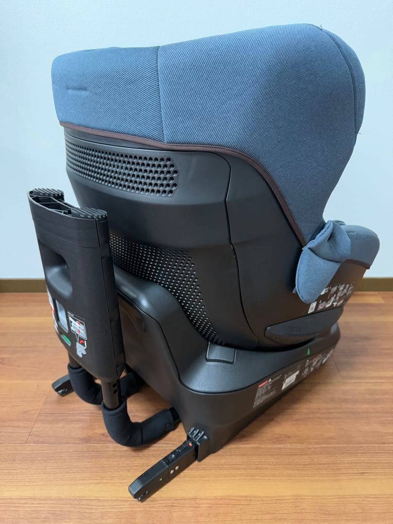【極美品】エールベベ・クルット5 Oui デニムブルー　ウィ ISOFIX
