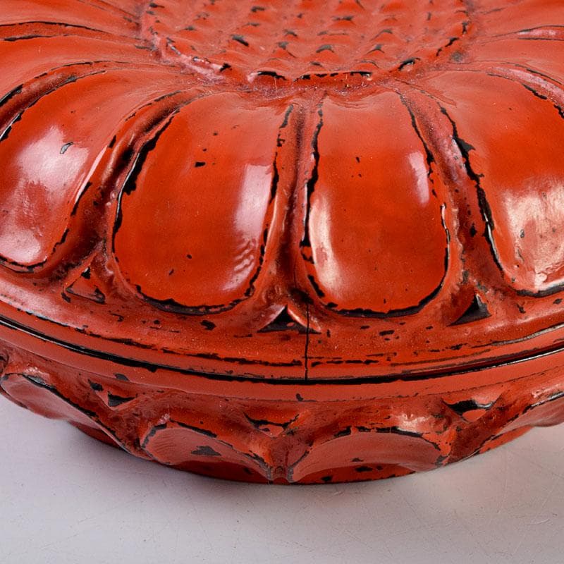 茶道具　鎌倉彫　橘屋友七作　菊形香合　共箱　V　8756