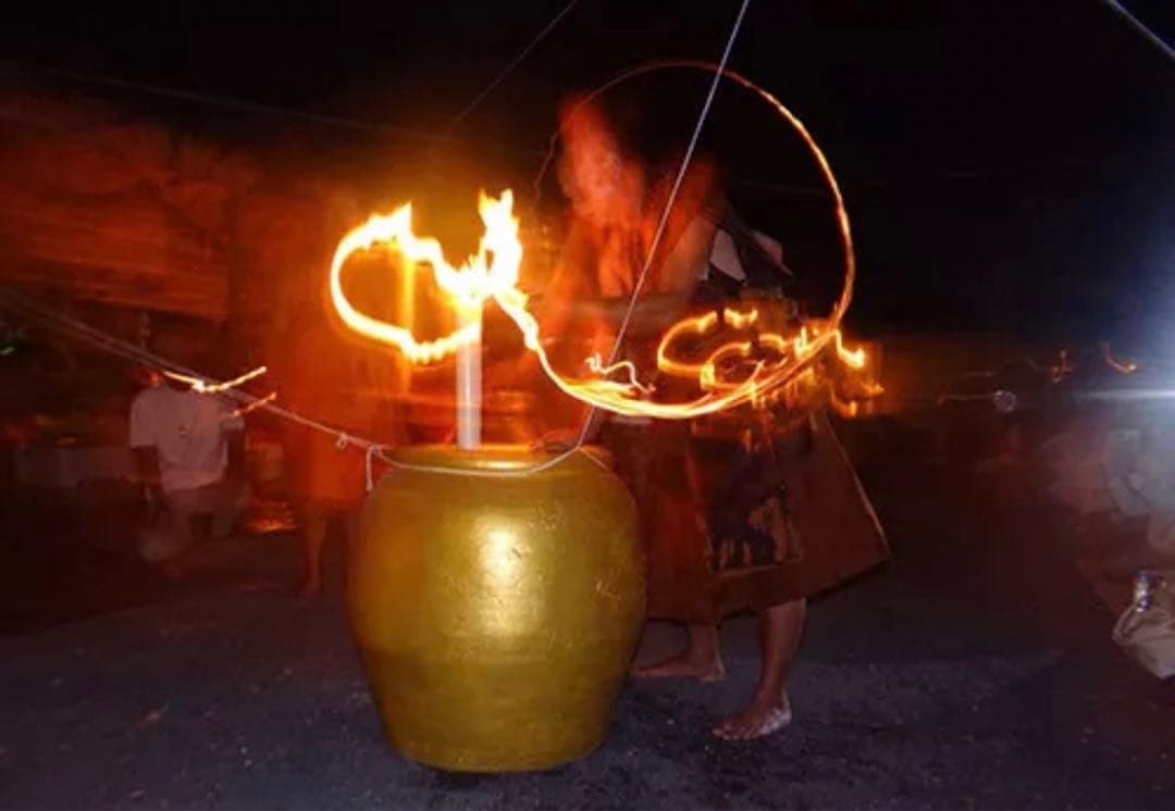 【限定1】神聖物 ナーガ王に魅了された ラーンゲルン       プラクルアン