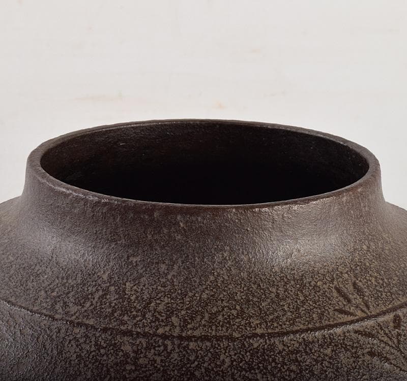 茶道具　人間国宝　釜師　高橋敬典作　桐紋　真形釜　鉄釜　共箱　M　R4925C