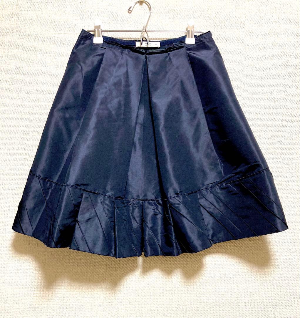 正規品　美品　PRADA プラダ　フレア　スカート　Mサイズ　黒　ブラック