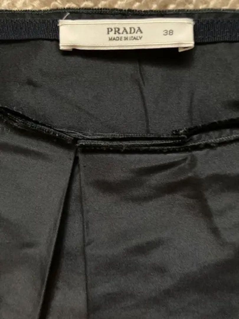 正規品　美品　PRADA プラダ　フレア　スカート　Mサイズ　黒　ブラック