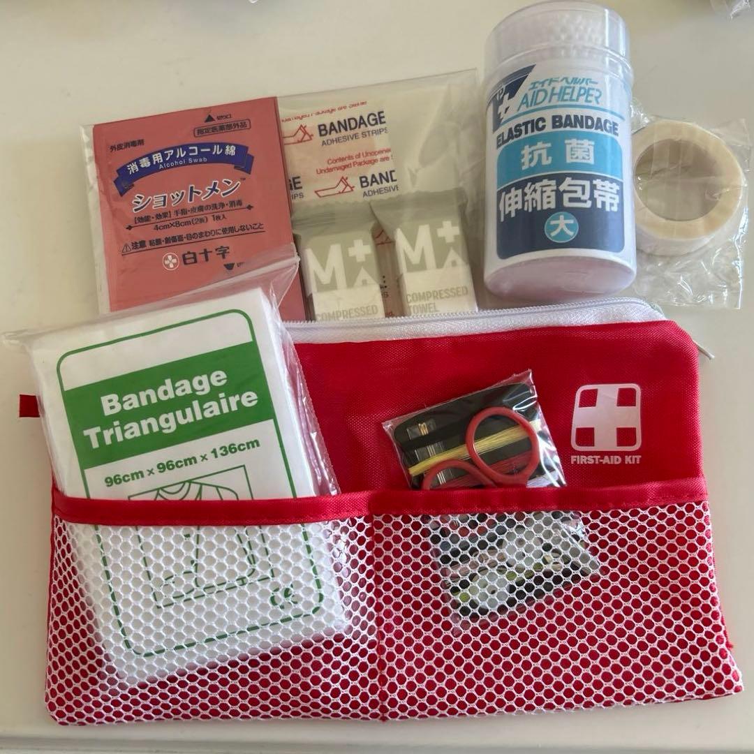 非常用持ち出し袋 ホワイト グッドデザイン賞 リュック 救急セット 40点＋α