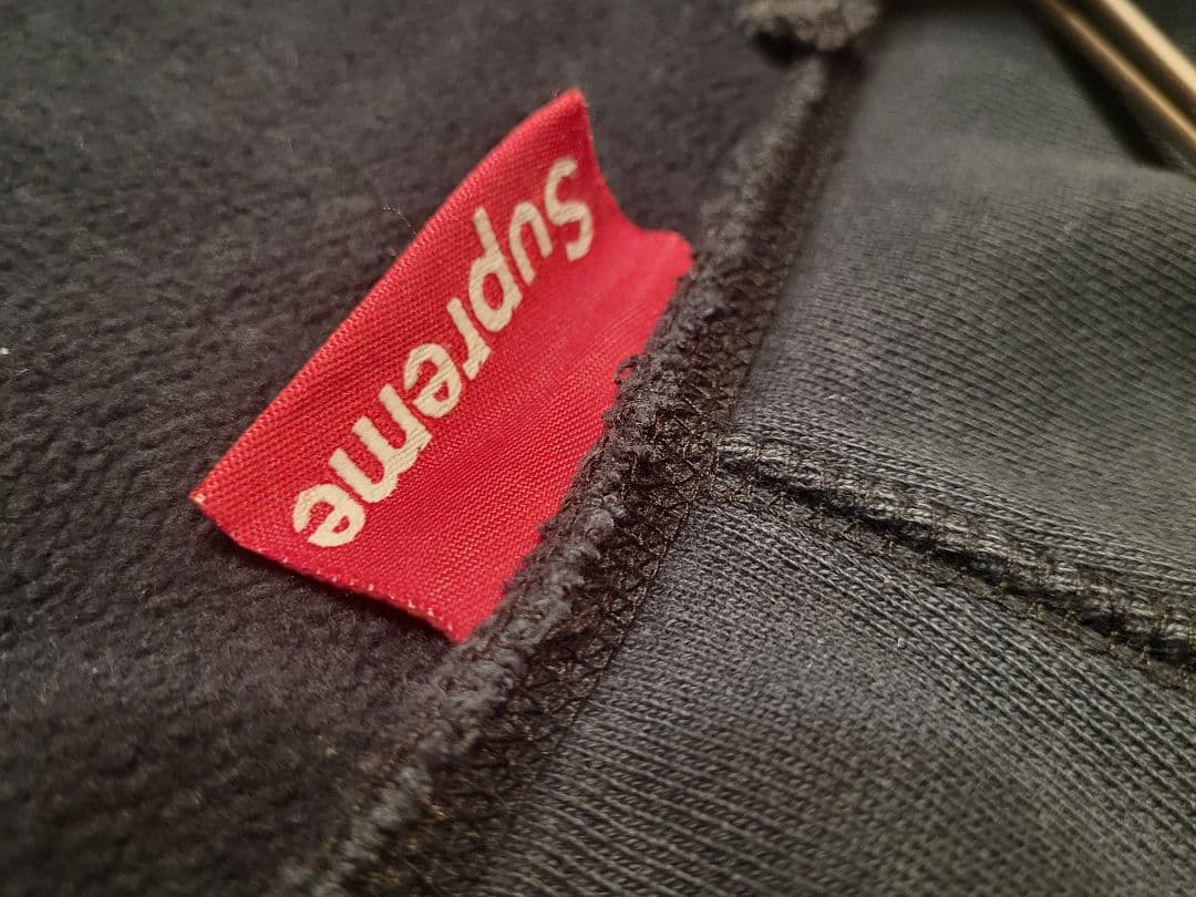 Supreme 難アリ ハートドット柄 ジップアップパーカー