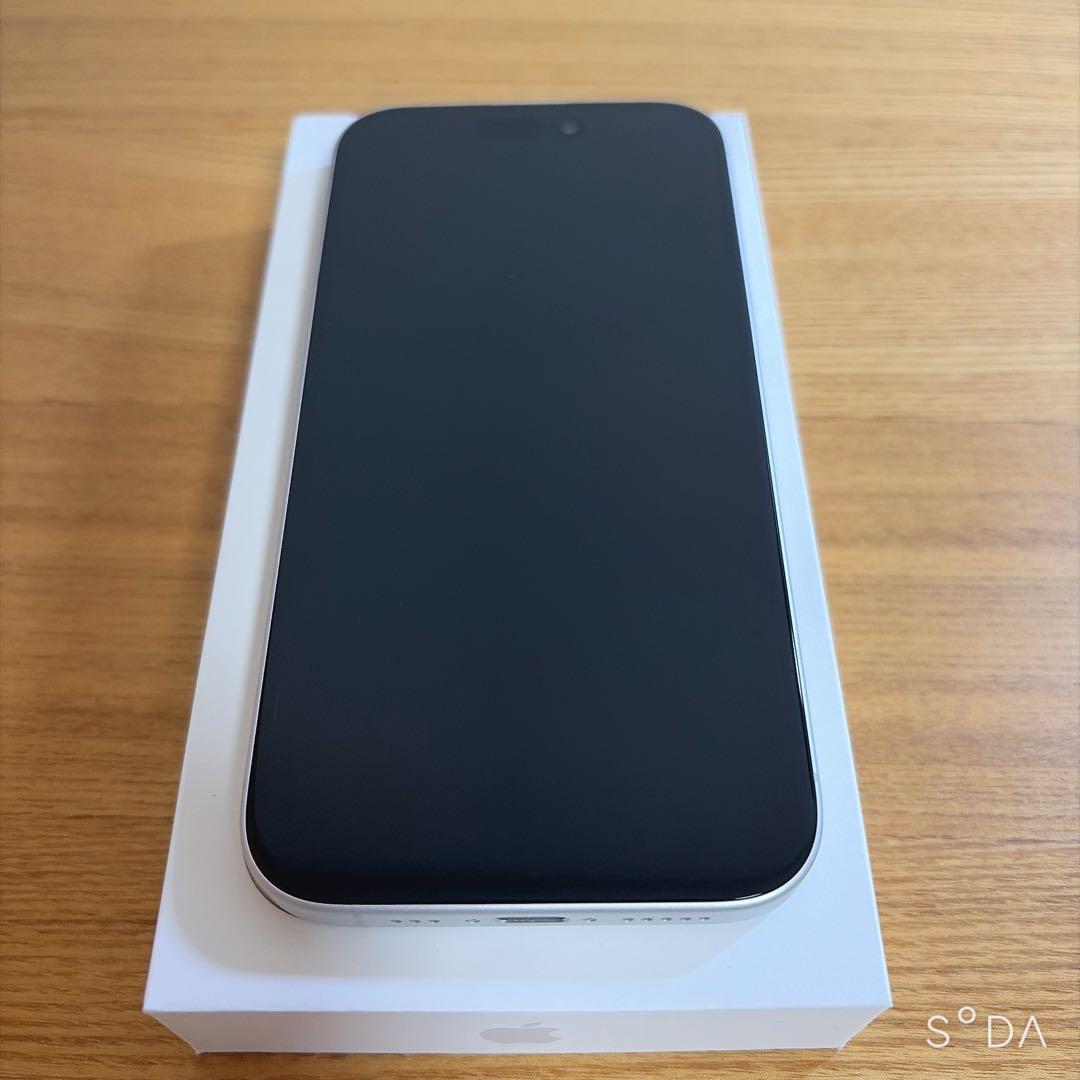 iPhone16 128GB ホワイト