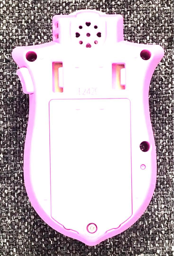 初回特典ラブパトストラップ付きです。箱は痛んでおり、説明書にスタンプありです。