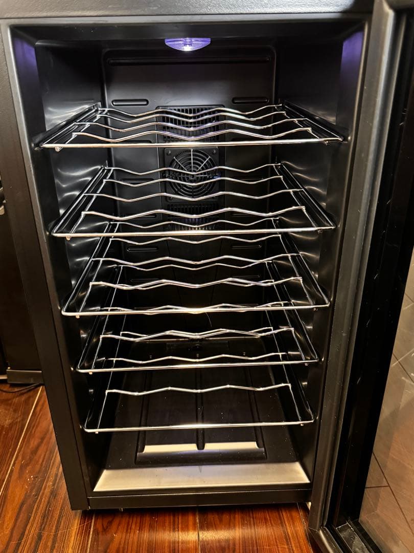 ottostyle.jp ワインセラー 【最大18本収納】 家庭用 ペルチェ方式