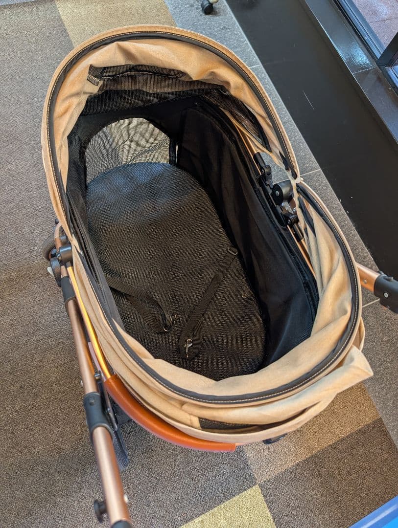 ペットカート ベージュ メッシュ窓付きSKISOPGO 型番aEEJ7t3gC