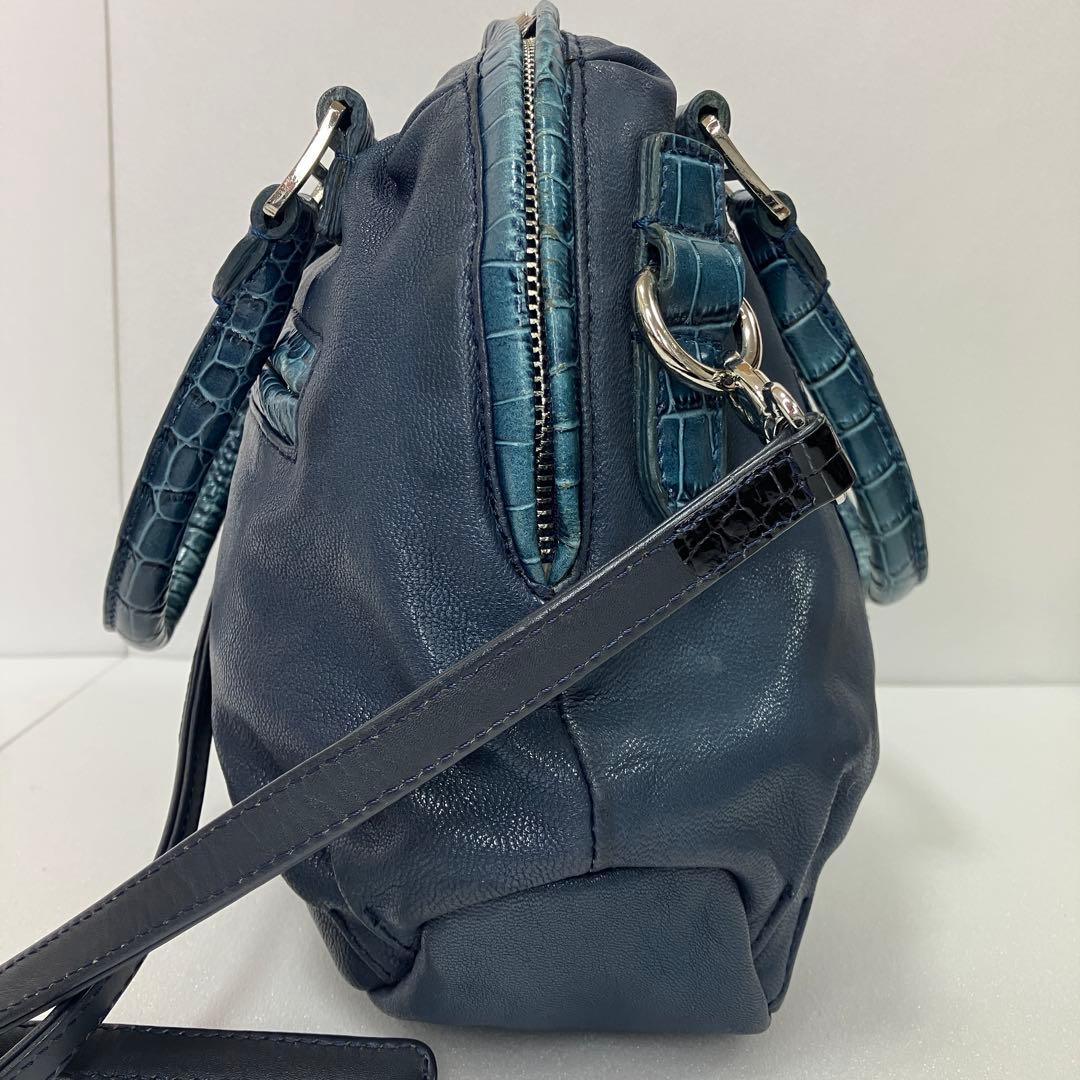 【美品】ムータ 2way ハンド ショルダーバッグ スパンコール 本革 ネイビー