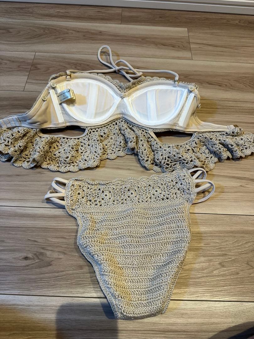 オフショルクロシェバンドゥビキニ