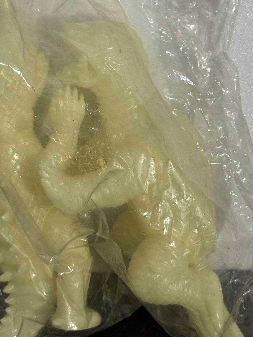 MARUSAN ガメラ バルゴン 2体セット　蓄光版 ソフビ フィギュア