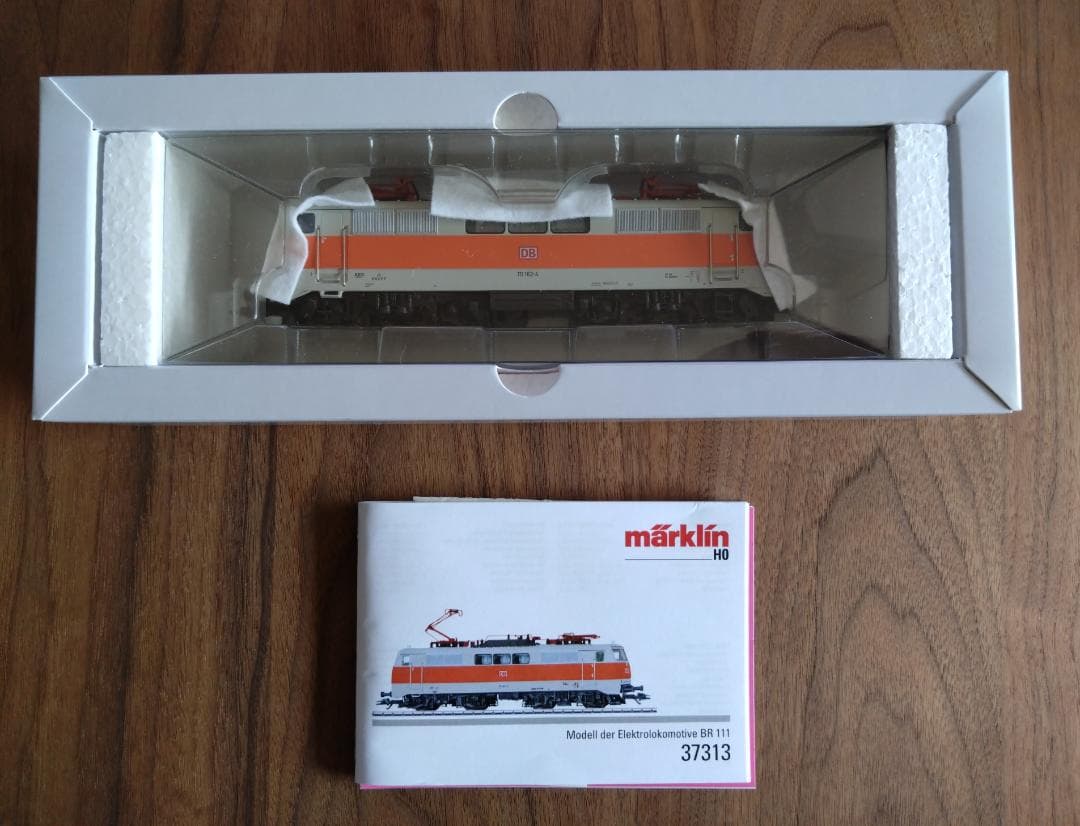 メルクリンHOデジタル　BR111電気機関車とコカ・コーラS-バーン列車セット