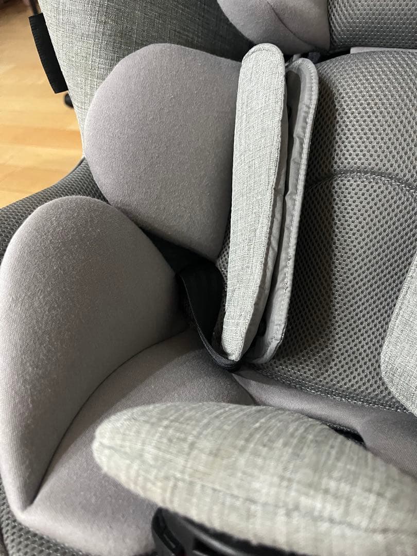 joie アイ・アーク360° チャイルドシート グレー