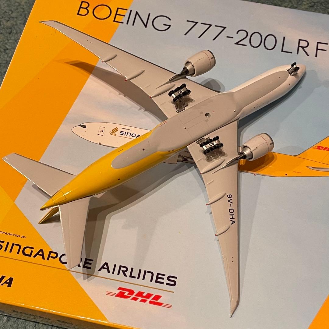DHL SINGAPORE AIRLINES 777-200LRF シンガポール