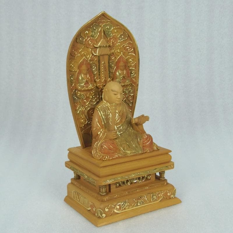 Ｂフライデー仏像★香木材 三宝尊付 日蓮上人(日蓮聖人)像2.5寸★眼入り