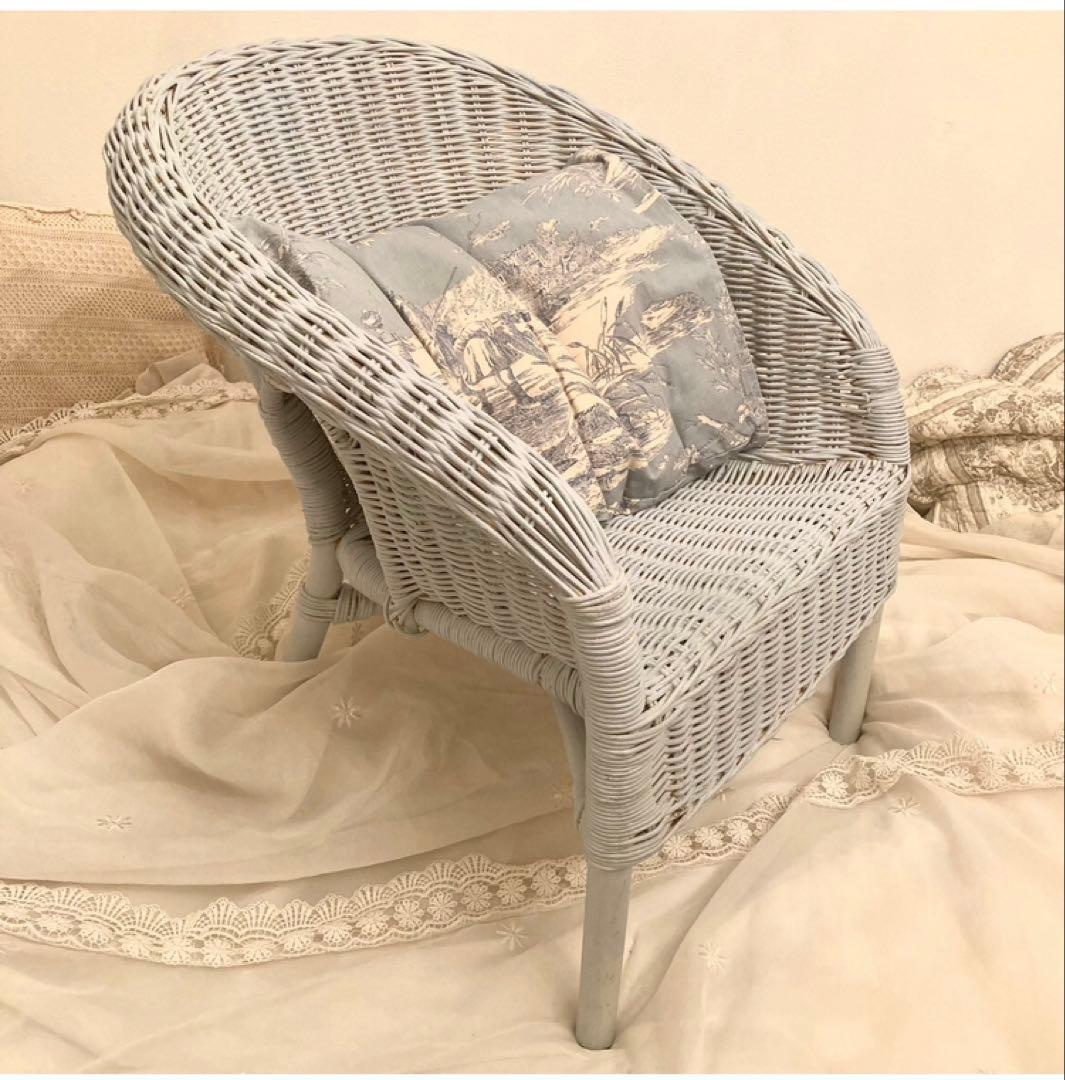 アンティーク　ラタン　ロイドルームチェア　椅子　キッズ用　子供用　水色　フランス
