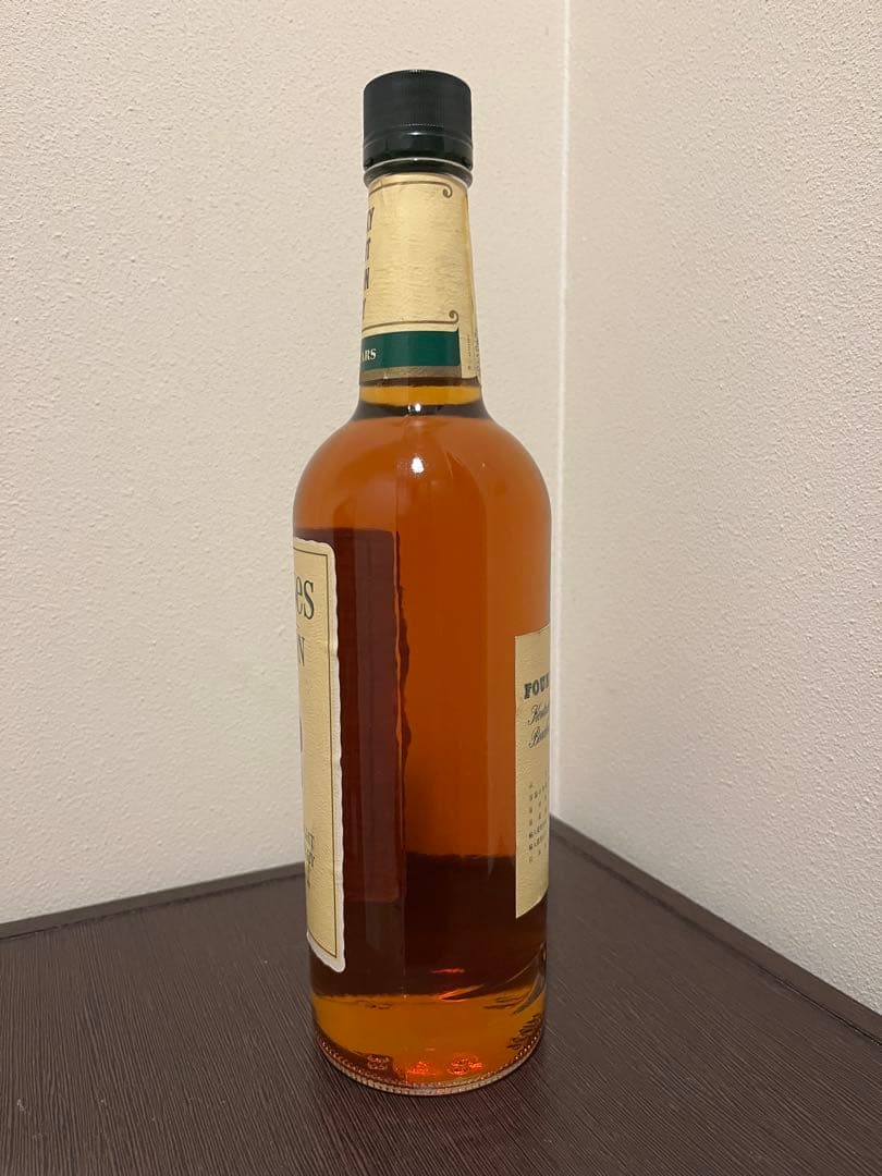フォアローゼス Four Roses Bourbon 特級　古酒