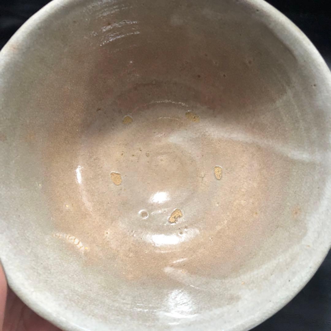 究極の古美術◼️蔵から見事な釉薬が割れたかなり高そうな雰囲気の萩焼が出て来ました。