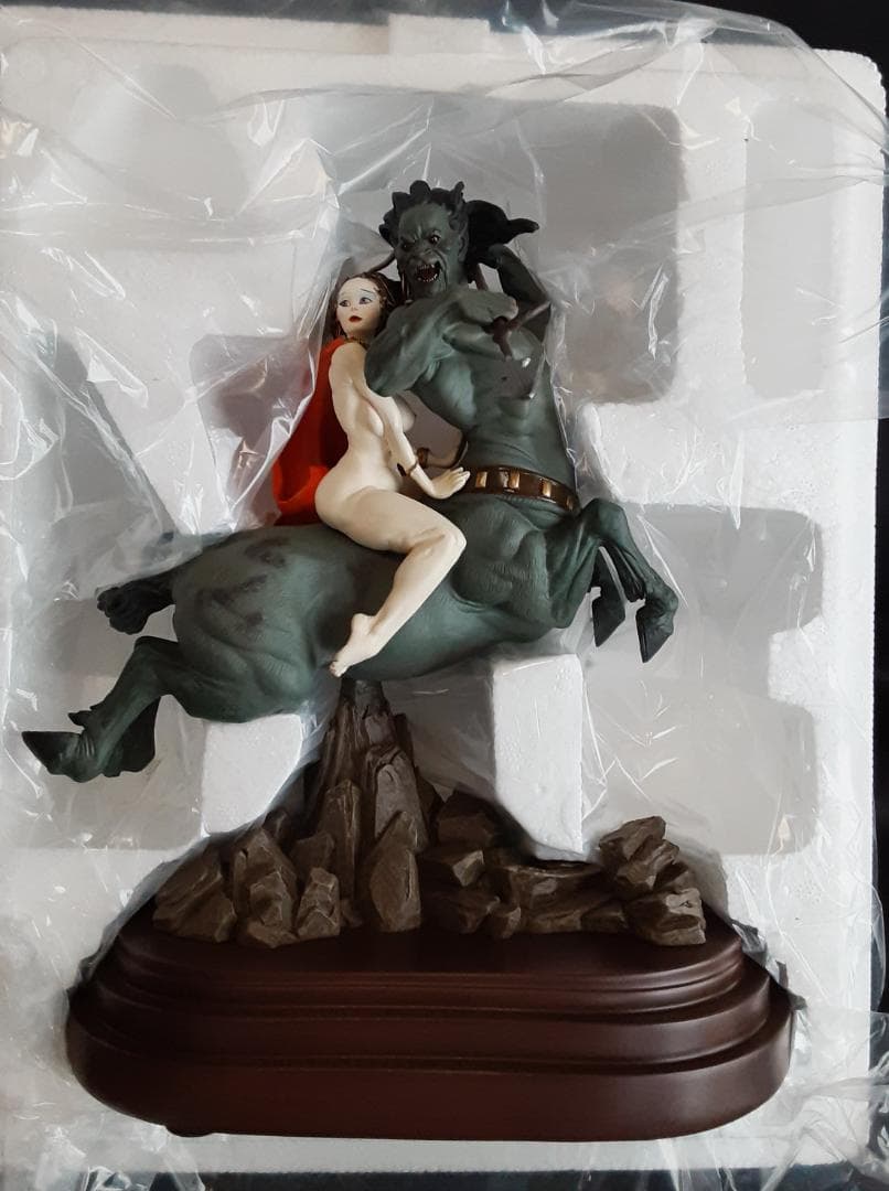 REELART STUDIOS フラゼッタFRAZETTAs MooN Maid