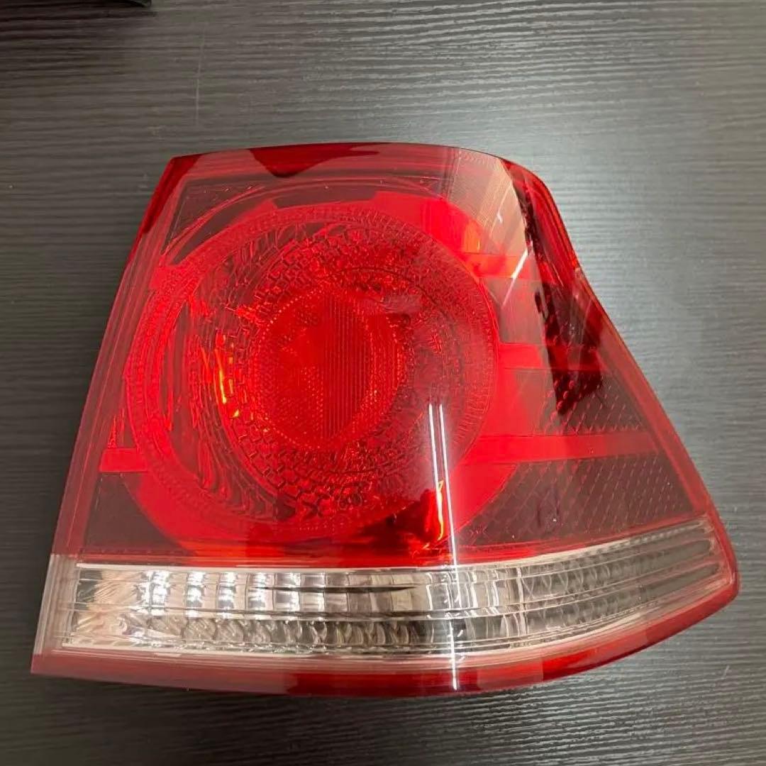 18クラウン テールランプ