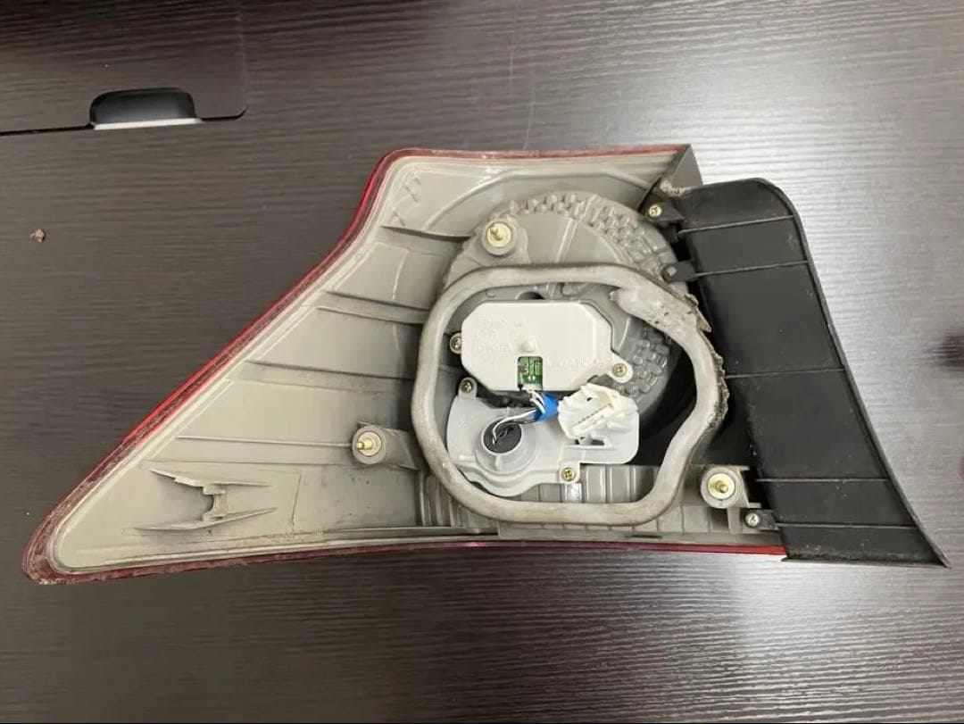 18クラウン テールランプ