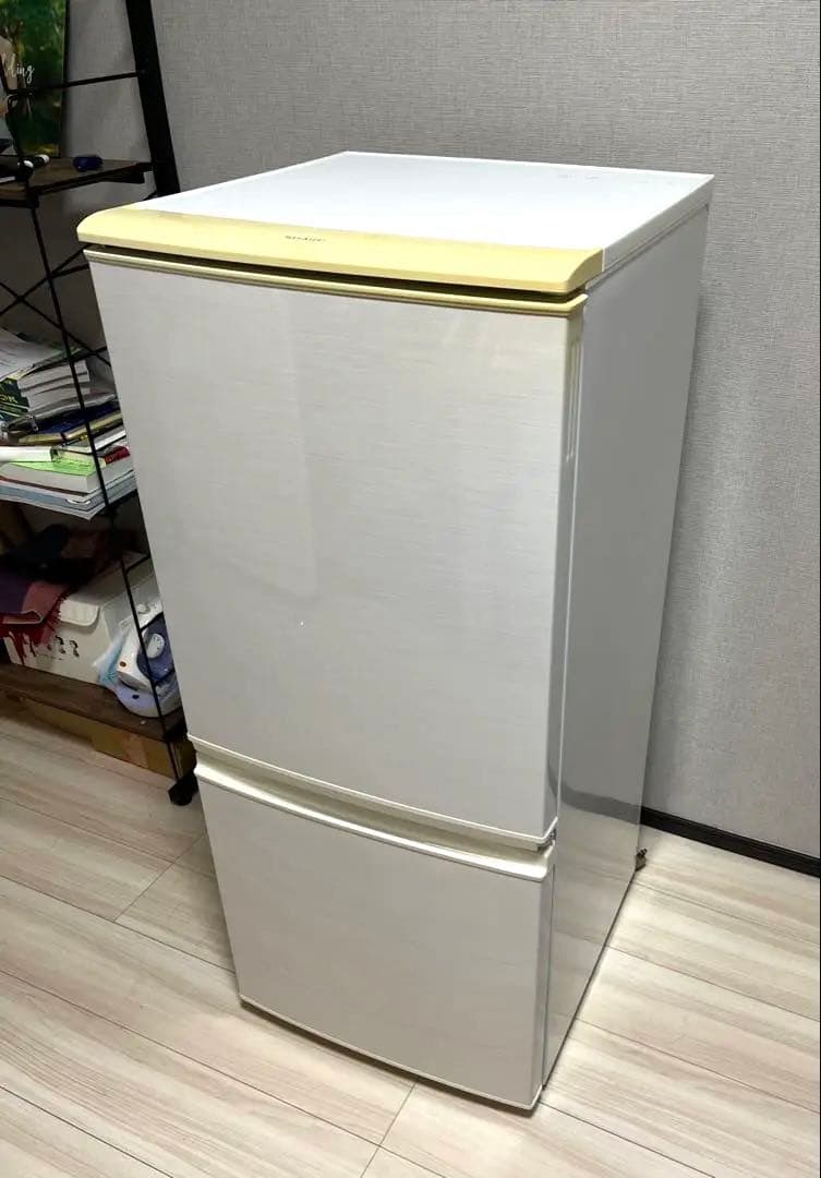 シャープ 冷蔵庫 SJ-14W-W 137L 一人暮らし 左開き 右開き