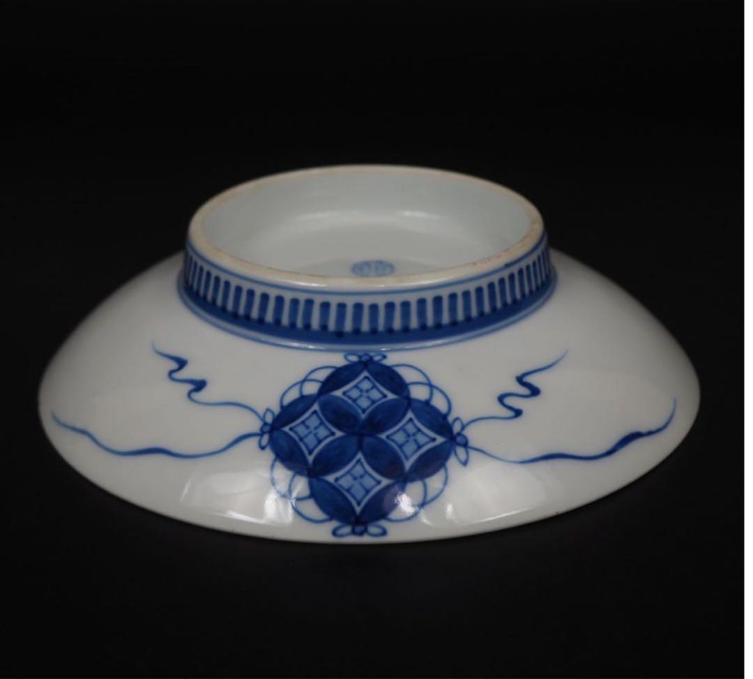 送料無料　鍋島御庭焼　江戸色鍋島 色絵桃紋皿　櫛高台 径約15cm