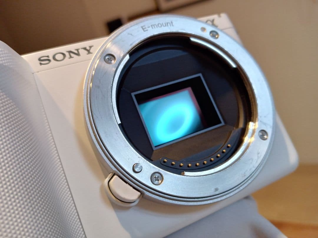 a*e様 【メーカー保証 5月6日迄付帯】SONY ZV-E10M2 ボディ取説