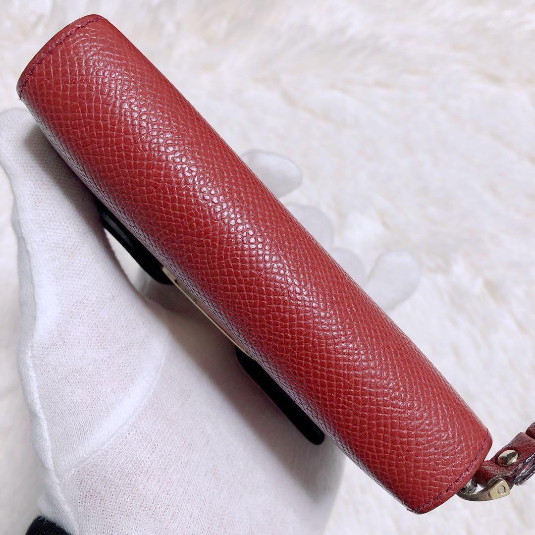 ♡美品♡サルヴァトーレフェラガモ ケース 財布レッド ラウンドファスナー