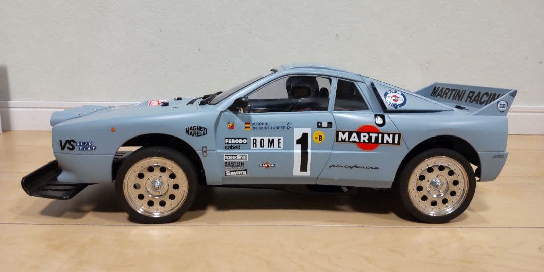 タミヤ　ラジコン　ランチア・ラリー037 予備ボディ（ダート塗装）付セット