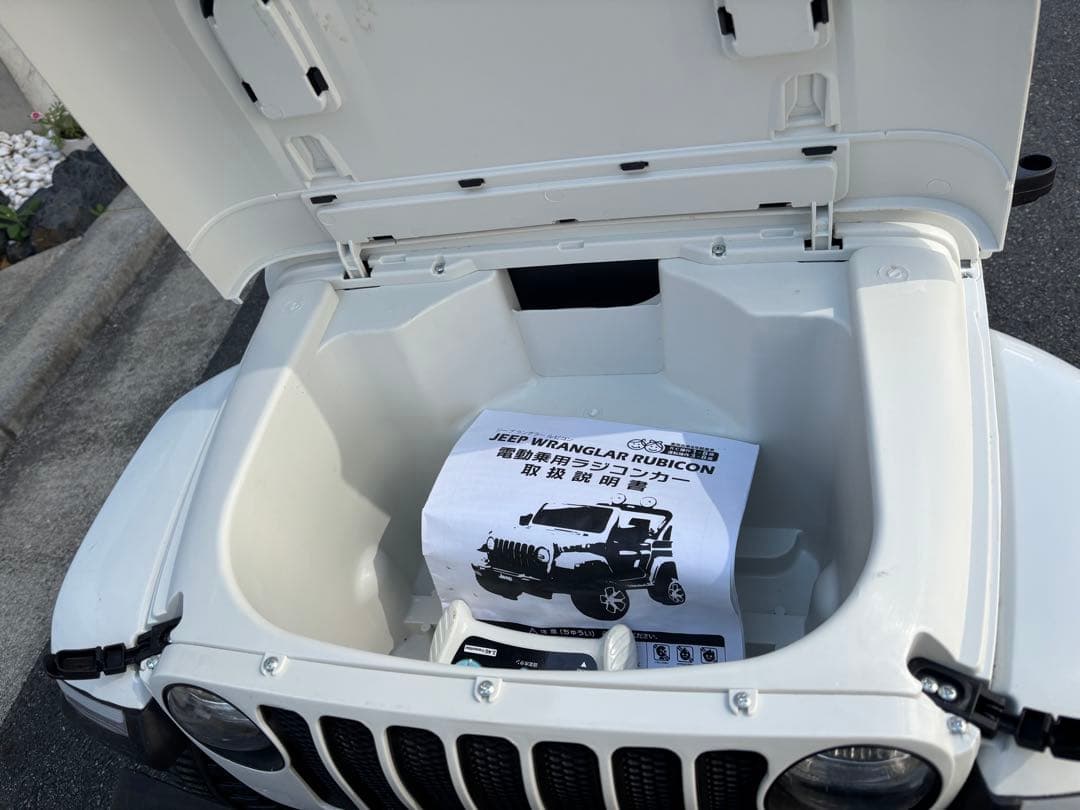 Jeep Rubicon 電動乗用車 ホワイト