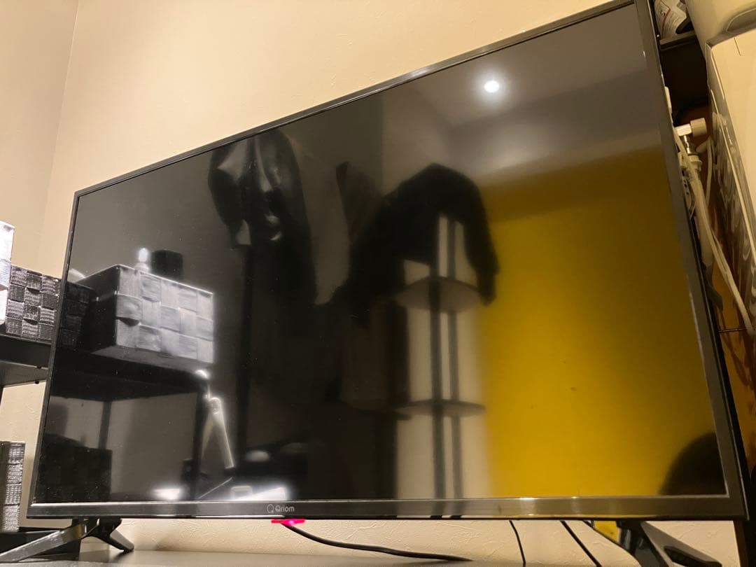 【状態良好・送料込】Qriom 40型 FULL HD 薄型液晶テレビ