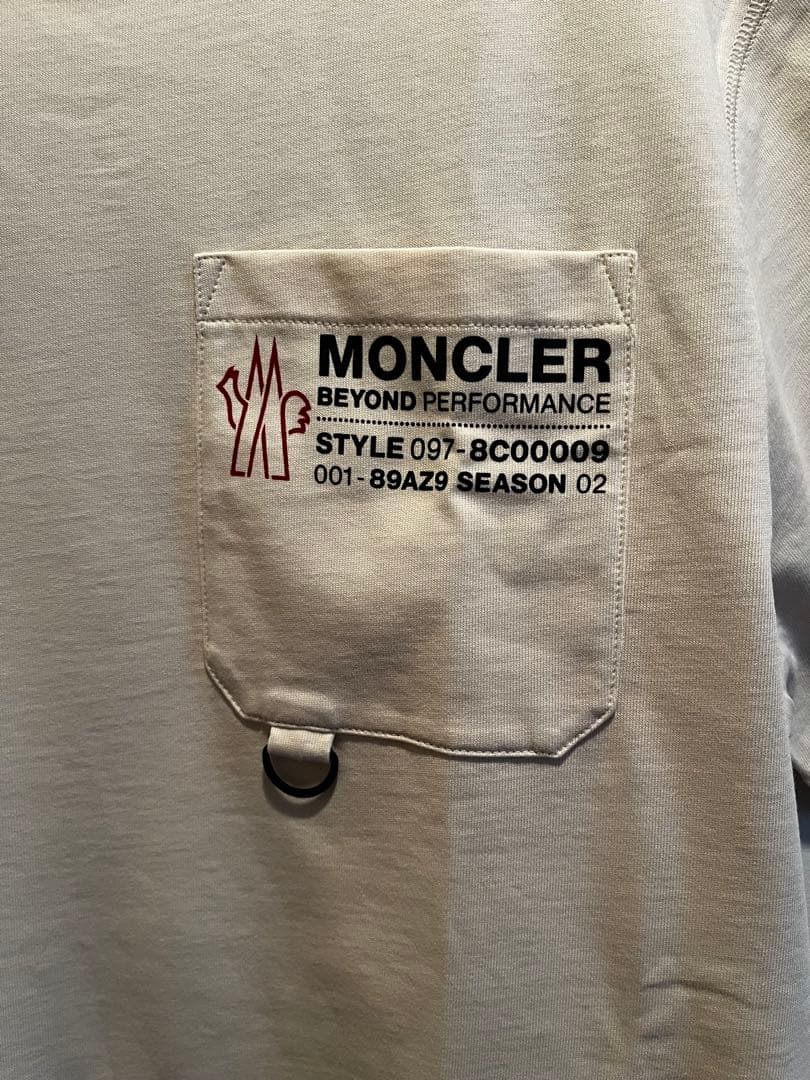 MONCLER アイボリー Tシャツ BEYOND PERFORMANCE