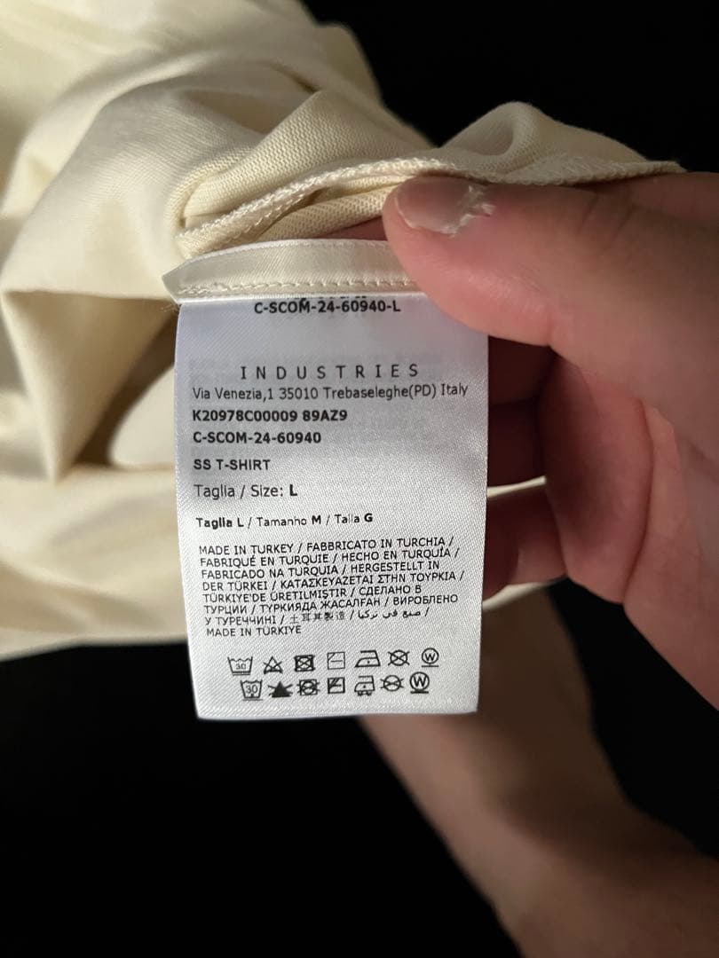 MONCLER アイボリー Tシャツ BEYOND PERFORMANCE