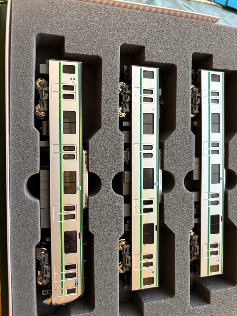 KATO Nゲージ　東京メトロ千代田線16000系5次車　6両基本セット