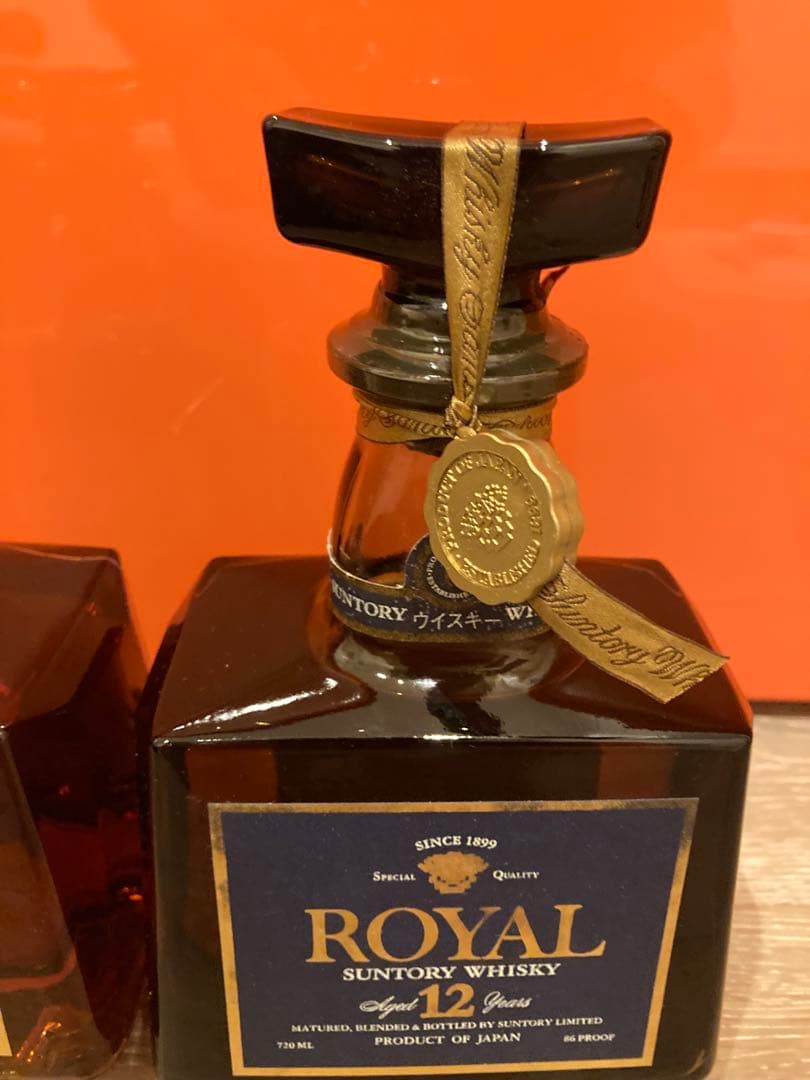 サントリー  15年 ゴールドラベル プレミアム ブルーラベル12年