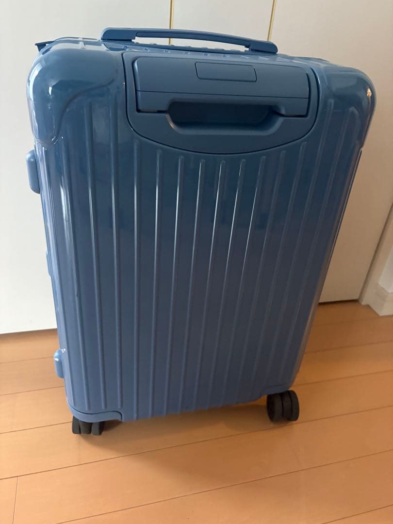 RIMOWA エッセンシャル キャビン