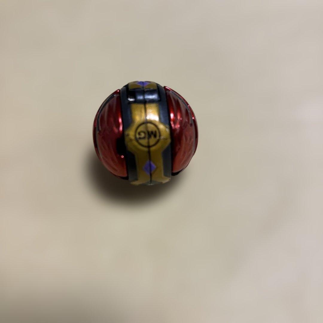 超絶レア　爆丸　統タヴァネル　変異(キメラ)ver.