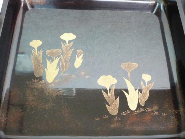 蒔絵 小蓋 2枚 一対 [B23647] 黒塗 花柄 漆器 漆芸 茶道具 菓子器